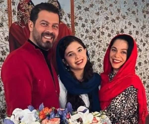 نفس بازغی و پدر و مادرش