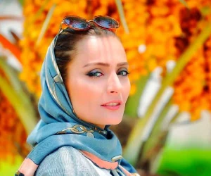 السا فیروز آذر