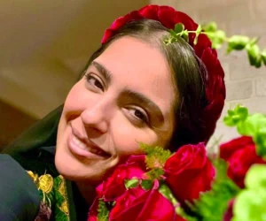 مونا کرمی