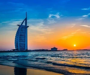 ارزانترین و گرانترین زمان سفر به دبی در سال 2025 + راهنمای کاهش هزینهها