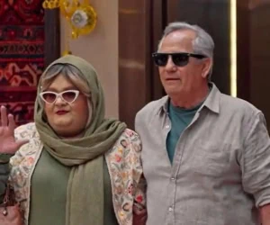  لحظه تبدیل شدن اکبر عبدی به زن مجید مظفری در جوکر خانوادگی 