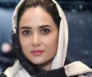 پریناز ایزدیار