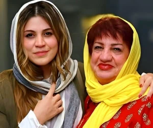 ناهید مسلمی و دخترش