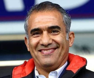  عکس جدید احمدرضا عابدزاده در یکی از بیمارستان های آمریکا 
