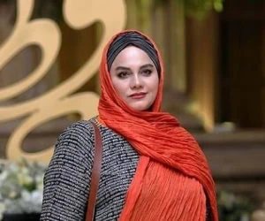 نرگس آبیار