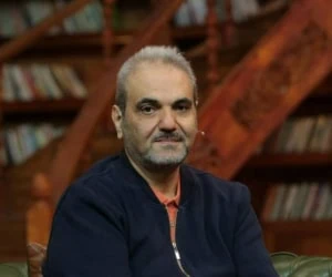  عکسی از جواد خیابانی در کلاس درس دانشگاه و یک شایعه جدید 