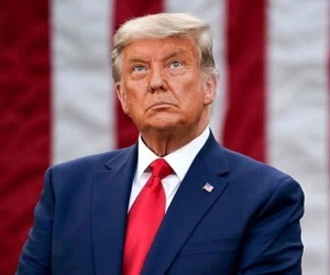  عکس لو رفته از گوشی ترامپ؛ شوهر ملانیا ترامپ بازهم سوژه شد 