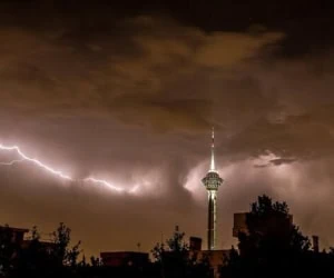  پیش‌بینی وضع هوای تهران؛ هشدار باد، رگبار و کاهش دمای شدید 