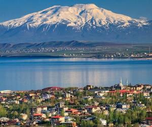 آشنایی با ارزان ترین هتل های وان ترکیه