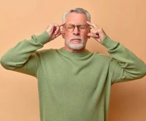 سردرد با تغییر آب و هوا