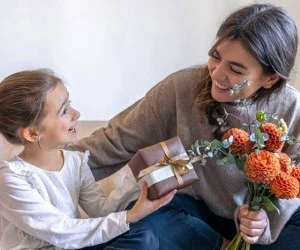 هدیه قیمت مناسب برای مادر