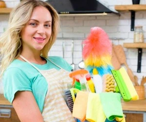تمیزکاری خانه
