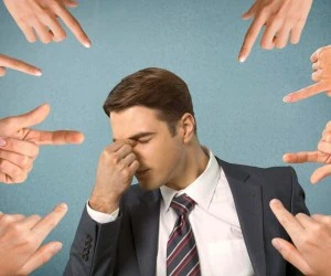 پاسخ به انتقاد