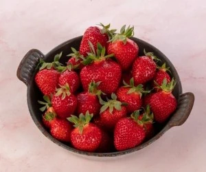 خواص توت فرنگی