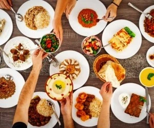 تغذیه افطار تا سحر