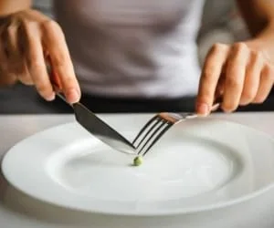 افراد کم اشتها