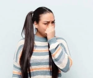 رفع بوی بد از دست