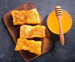 عسل مانوكا