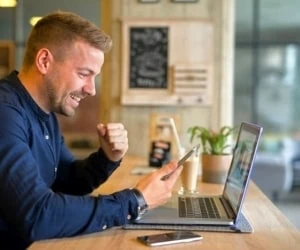 تلفن همراه در محل کار