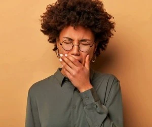 دلیل خمیازه کشیدن زیاد
