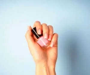 پاک کردن لاک بدون استون