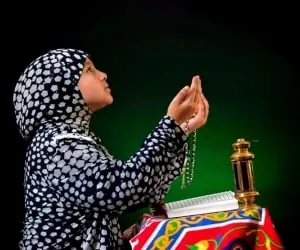  چه کنیم کودکمان با قرآن انس بگیرد؟ 