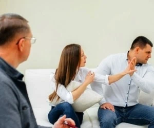 مشکلات مالی