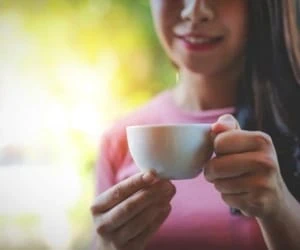 نوشیدن چای
