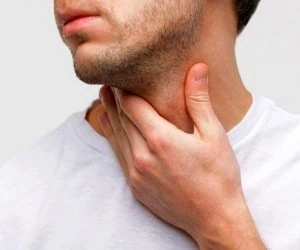 علائم سرطان تیروئید
