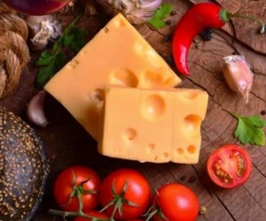 طالع بینی با پنیر