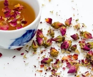 چای گل سرخ