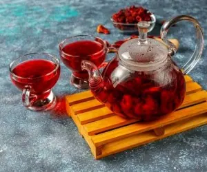 چای ترش و شیرین خنک