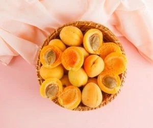 زردآلو در بارداری