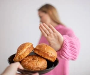حذف وعده غذایی