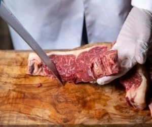 گوشت قرمز