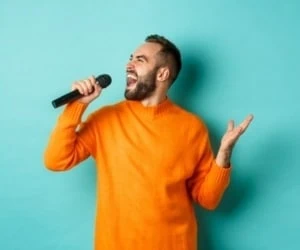 فواید آواز خواندن