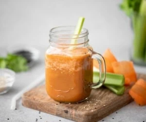 نوشیدنی کرفس و هویج