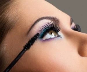 ریمل ریزش مژه
