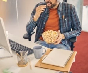 غذا خوردن در محل کار