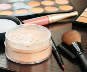 اعتیاد به آرایش