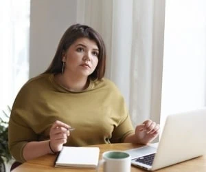 لباس برای بازوهای چاق