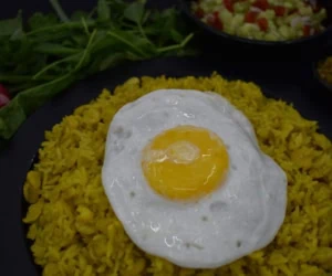 دمی باقالی 