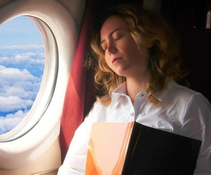 خواب راحت در هواپیما