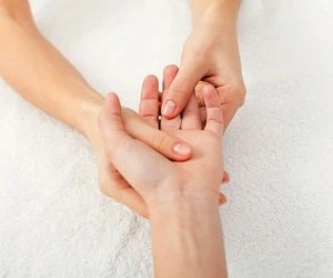 آموزش طب فشاری کف دست