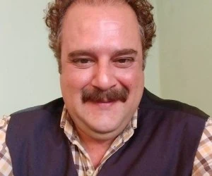 هومن برق نورد