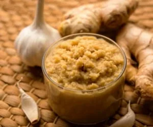 زنجبیل و سیر و عسل