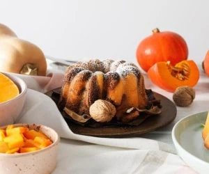 کیک کدو حلوایی 