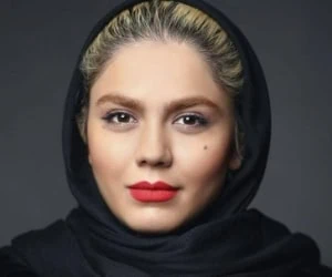 آزاده زارعی