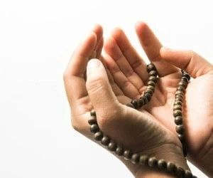 صد لعن و سلام زیارت عاشورا