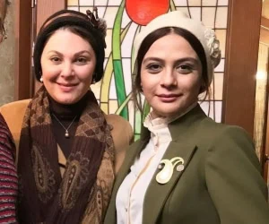 خانم بازیگر خارج از کشور